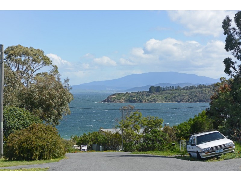 20 Spiraea Street, Primrose Sands TAS 7173