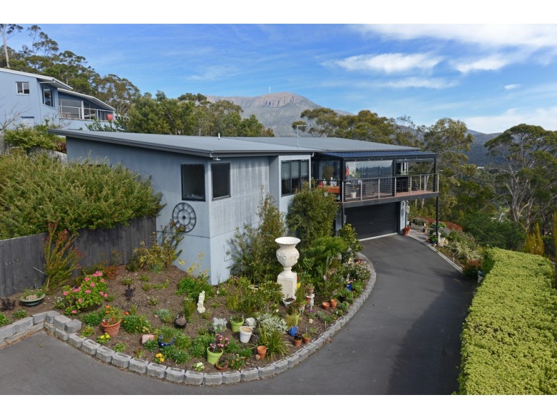 2/76 Woodcutters Road, Tolmans Hill TAS 7007