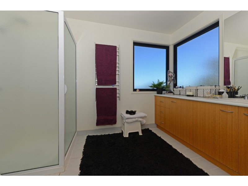 2/76 Woodcutters Road, Tolmans Hill TAS 7007