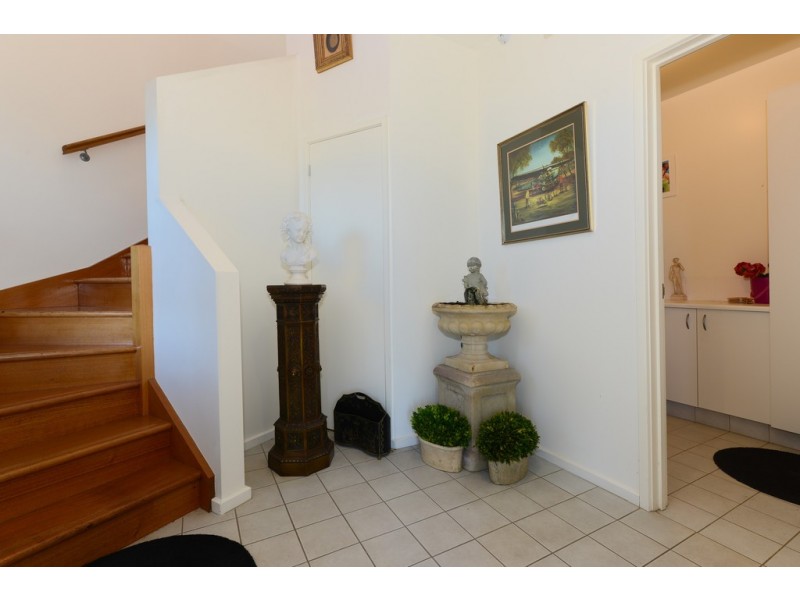 2/76 Woodcutters Road, Tolmans Hill TAS 7007