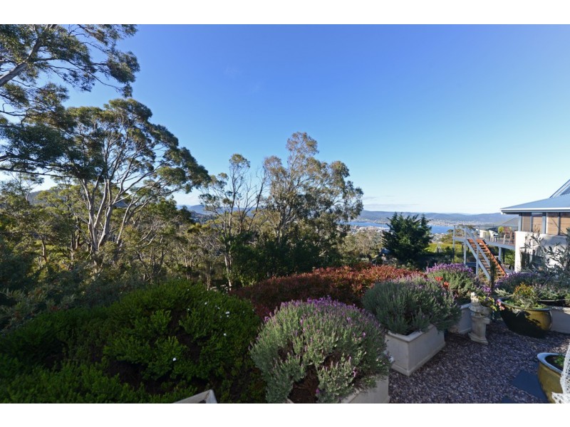 2/76 Woodcutters Road, Tolmans Hill TAS 7007