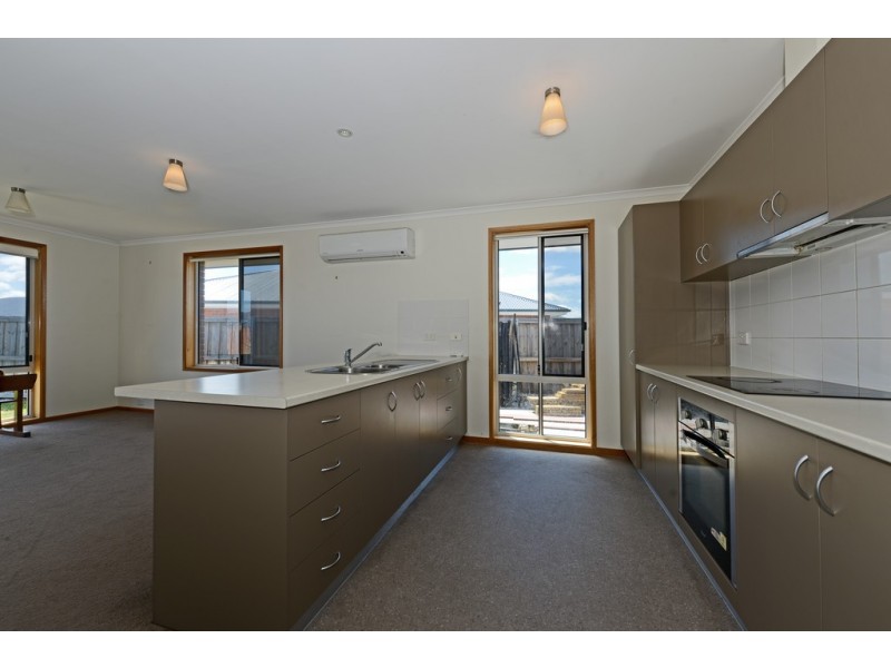 17 Peronne Court, Brighton TAS 7030