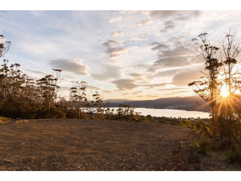 519 Tinderbox Road, Howden TAS 7054