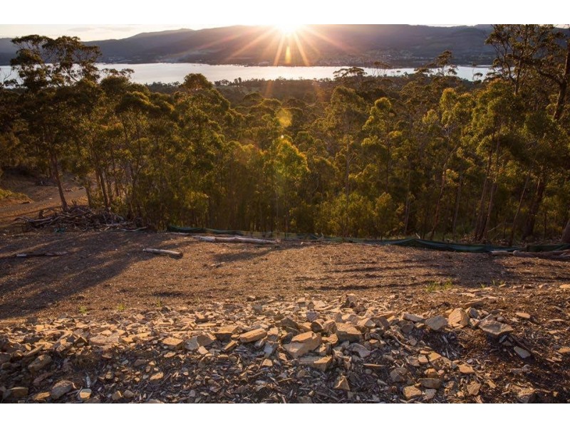 519 Tinderbox Road, Howden TAS 7054