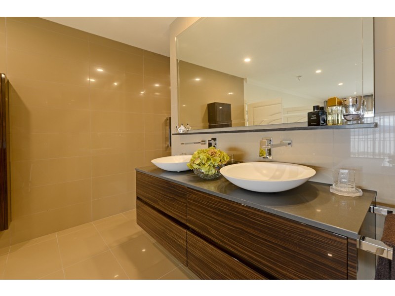 11 Nicholas Drive, Sandy Bay TAS 7005