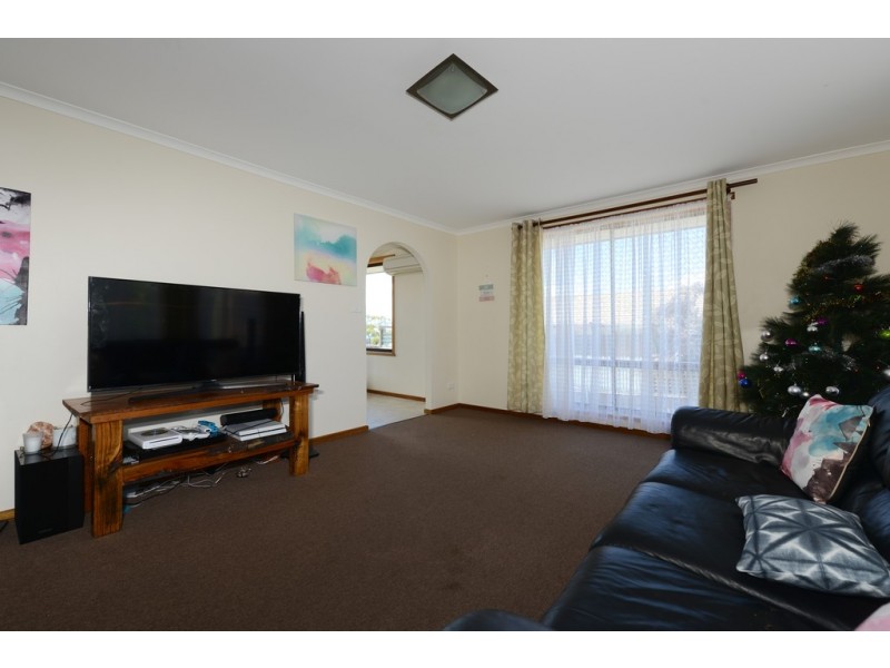 28 Sunhaven Court, Midway Point TAS 7171