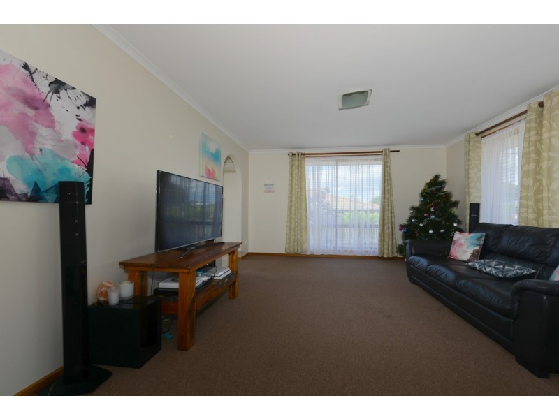 28 Sunhaven Court, Midway Point TAS 7171