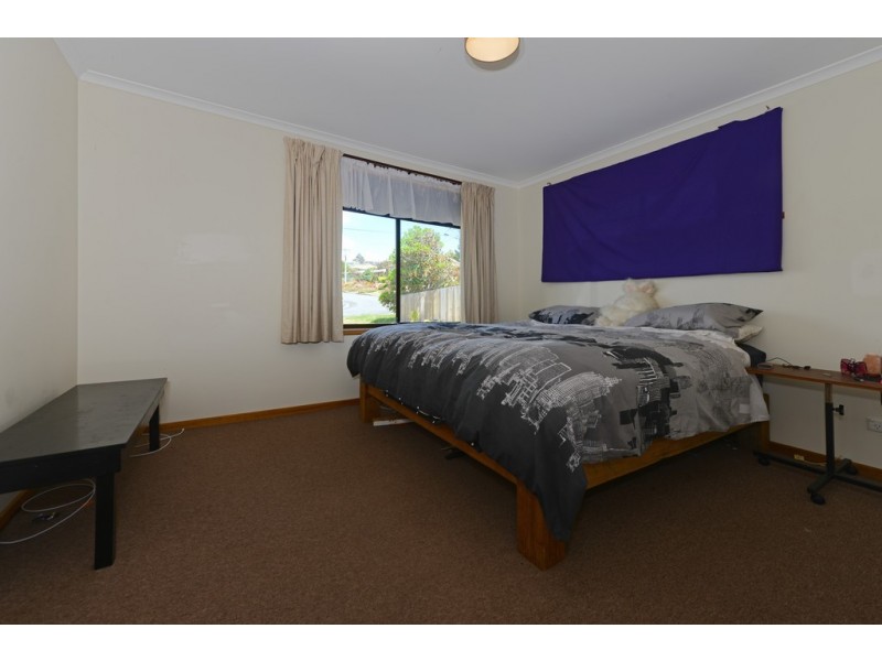 28 Sunhaven Court, Midway Point TAS 7171
