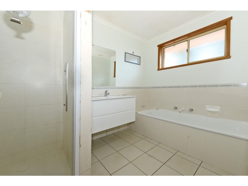 48 Ruth Drive, Lenah Valley TAS 7008