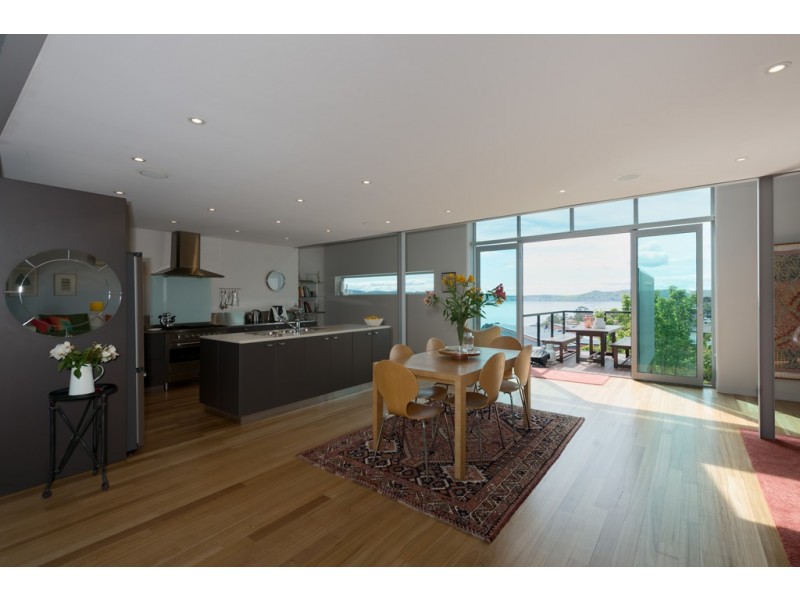 2/12 Rose Court, Sandy Bay TAS 7005