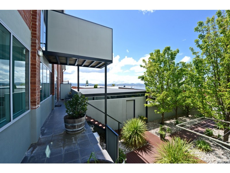 2/12 Rose Court, Sandy Bay TAS 7005