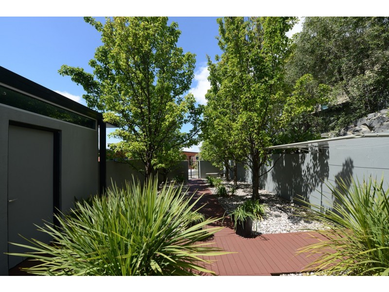 2/12 Rose Court, Sandy Bay TAS 7005