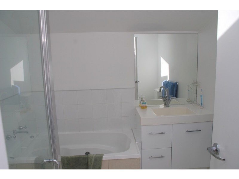 8 Sun Street, Hobart TAS 7000