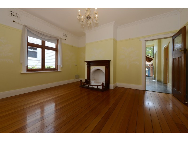10 Greenlands Avenue, Sandy Bay TAS 7005
