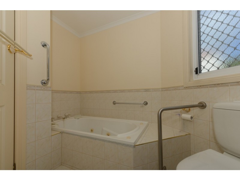 1/17 Rose Court, Sandy Bay TAS 7005