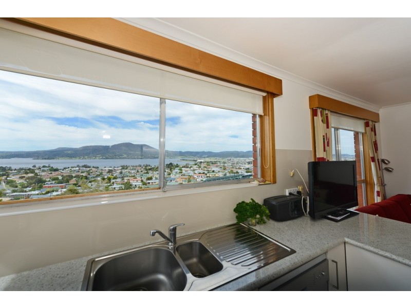 20 England Avenue, Montrose TAS 7010