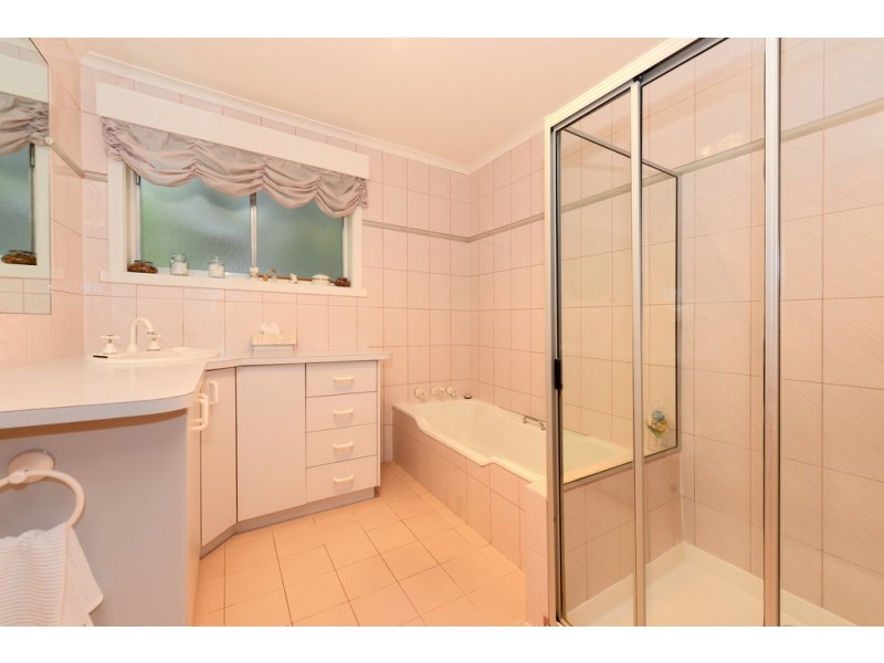 20 England Avenue, Montrose TAS 7010