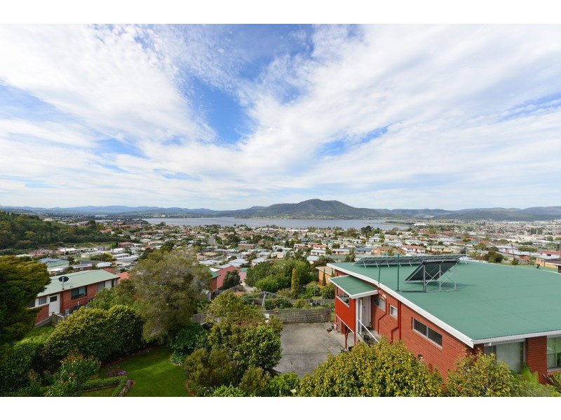 20 England Avenue, Montrose TAS 7010