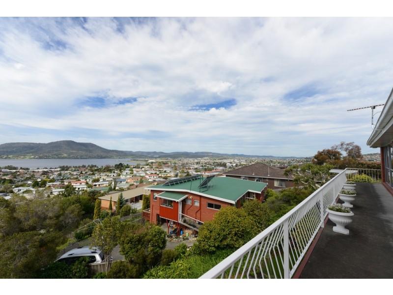 20 England Avenue, Montrose TAS 7010