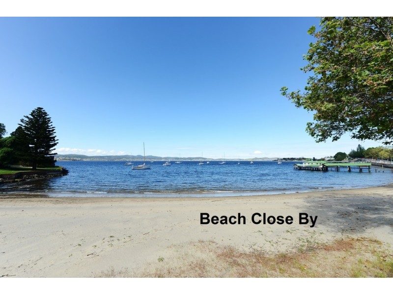 5/2 Plimsoll Place, Sandy Bay TAS 7005