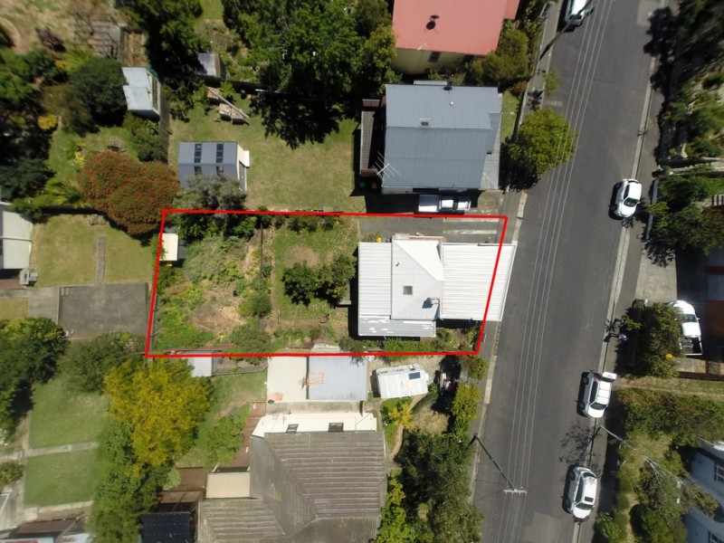 28 Oldham Avenue, New Town TAS 7008