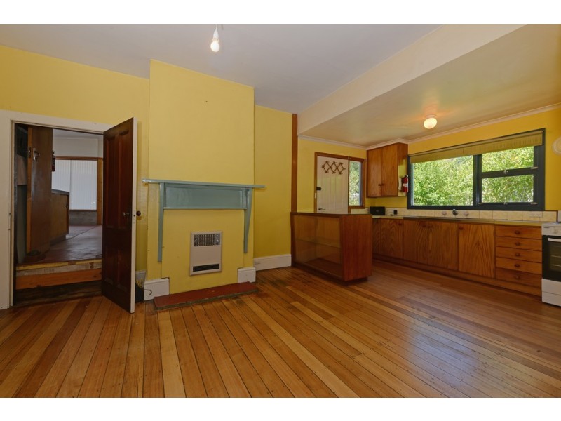 28 Oldham Avenue, New Town TAS 7008