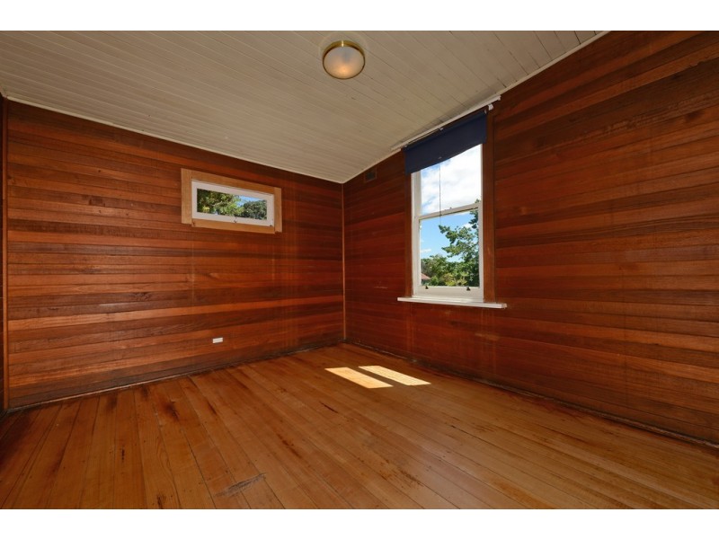 28 Oldham Avenue, New Town TAS 7008