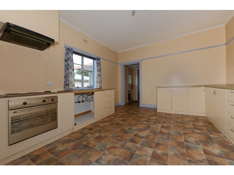 16 Culloden Avenue, Lutana TAS 7009