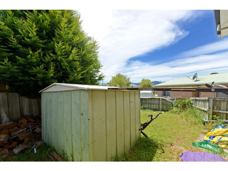 1/15 Malabar Road, Claremont TAS 7011