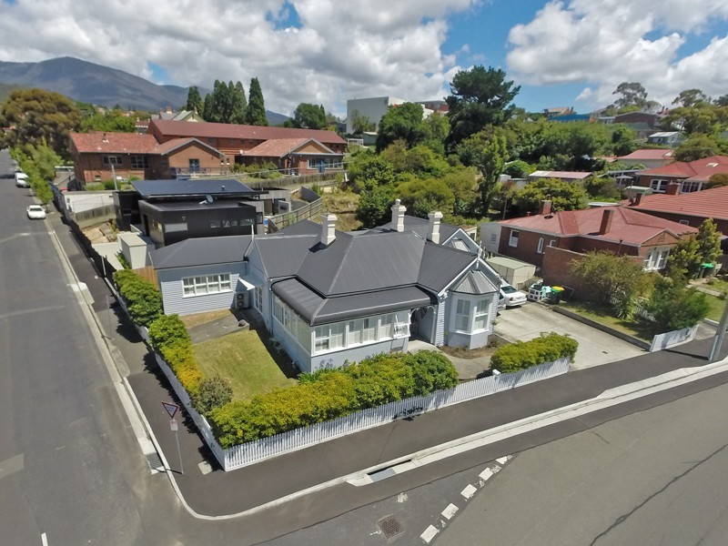 90 Letitia Street, North Hobart TAS 7000