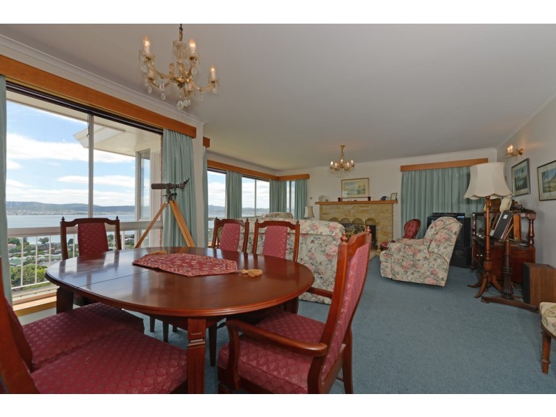 479 Churchill Avenue, Sandy Bay TAS 7005