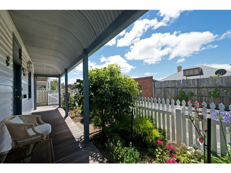 6 Calway Street, New Town TAS 7008