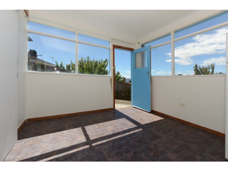 14 Sherbourne Avenue, West Hobart TAS 7000