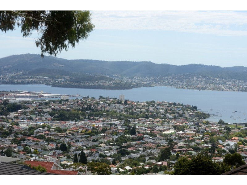 28 Caroline Street, Dynnyrne TAS 7005