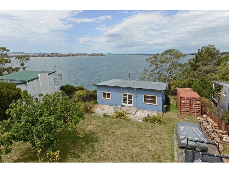 531 Shark Point Road, Penna TAS 7171