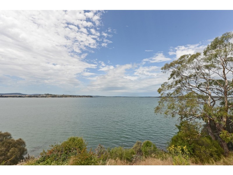 531 Shark Point Road, Penna TAS 7171