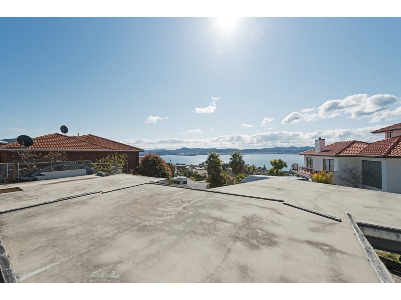 30 Shepherd Street, Sandy Bay TAS 7005