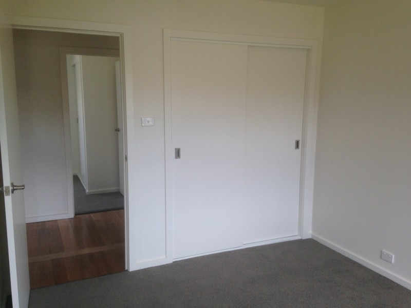 12 EDGEWORTH STREET, Warrane TAS 7018