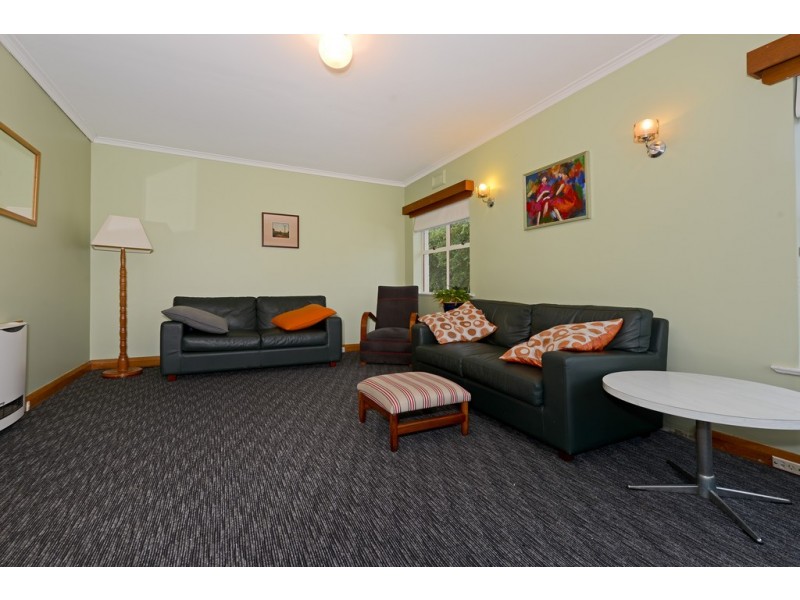 38 Pottery Road, Lenah Valley TAS 7008
