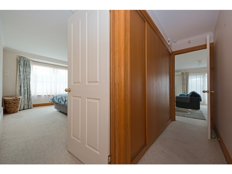 2/36 Roope Street, New Town TAS 7008