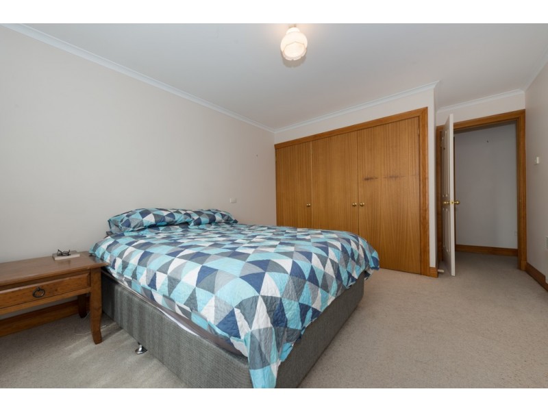 2/36 Roope Street, New Town TAS 7008