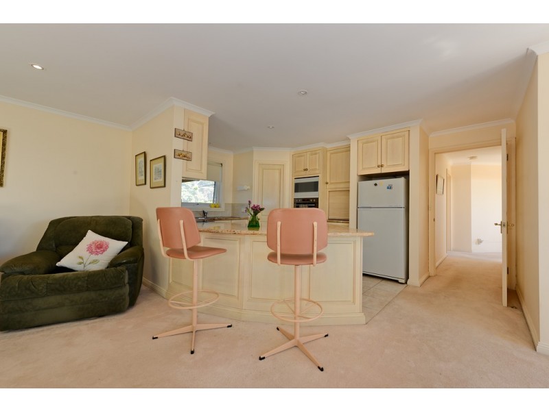 2/17 Rose Court, Sandy Bay TAS 7005