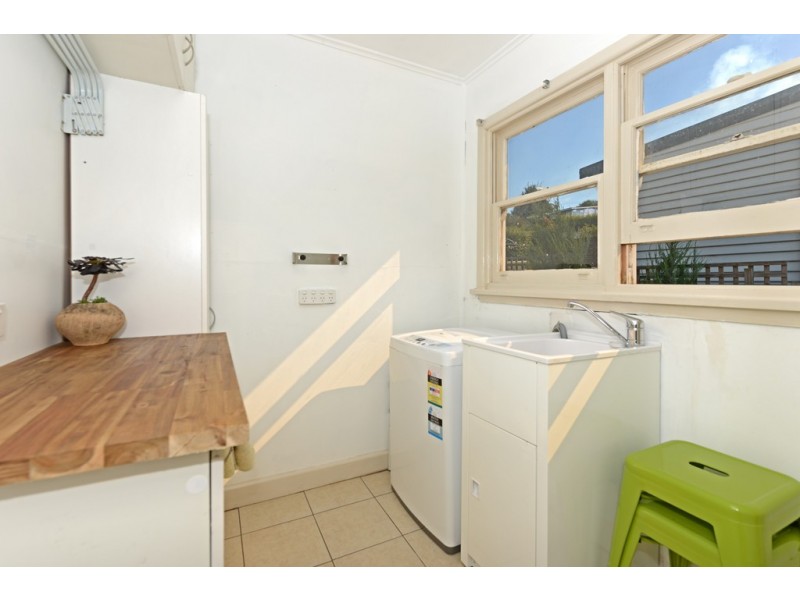 14 Girrabong Road, Lenah Valley TAS 7008