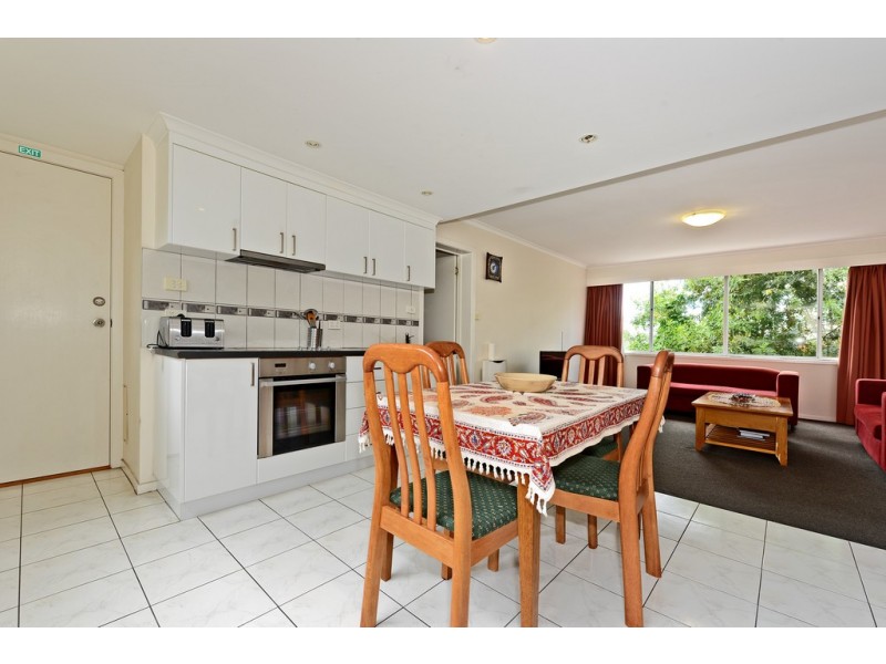 4/9 Augusta Road, Lenah Valley TAS 7008