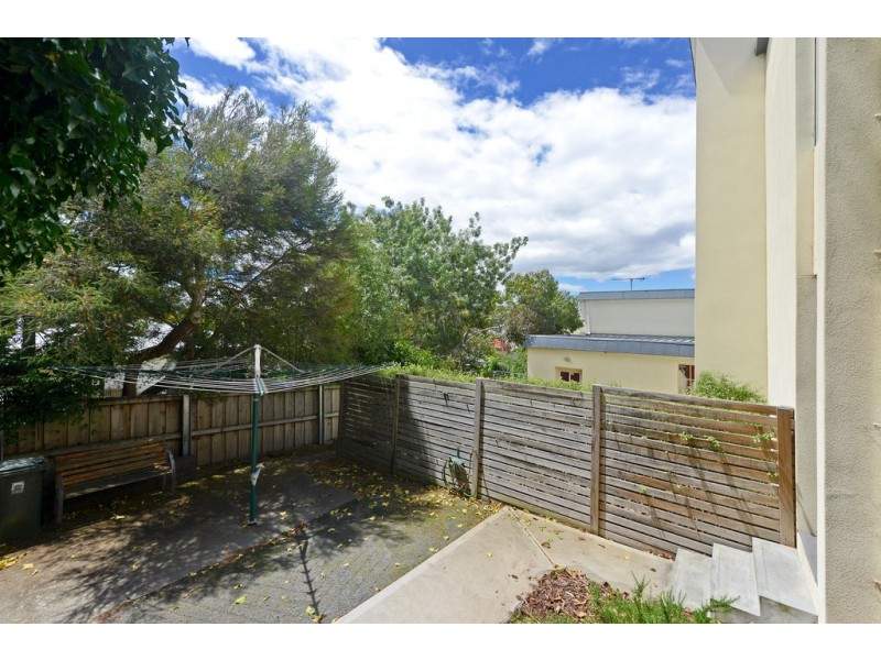 4/9 Augusta Road, Lenah Valley TAS 7008
