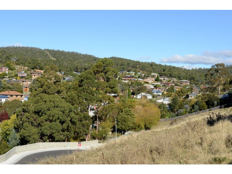 62 Athleen Avenue, Lenah Valley TAS 7008