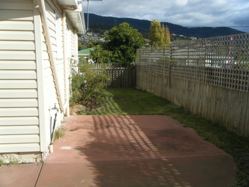 1/11 Amaroo Road, Austins Ferry TAS 7011