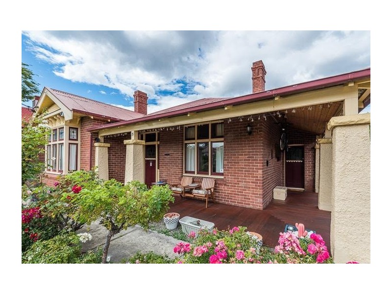 15 Tower Road, New Town TAS 7008