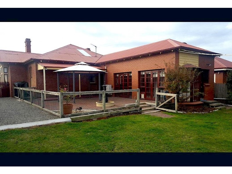 15 Tower Road, New Town TAS 7008