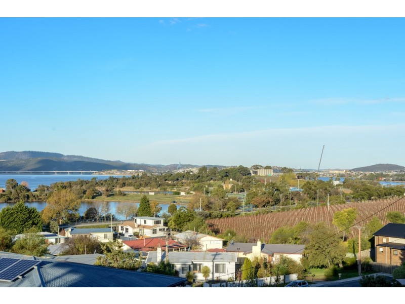 7 Wallong Place, Berriedale TAS 7011